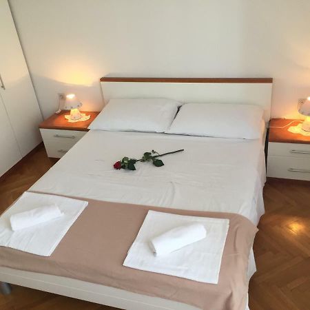 Apartment Trstenik Сплит Екстериор снимка