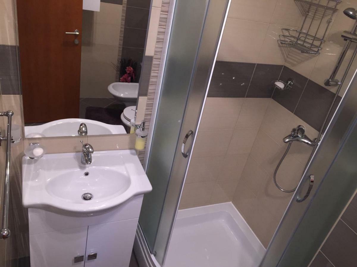 Apartment Trstenik Сплит Екстериор снимка